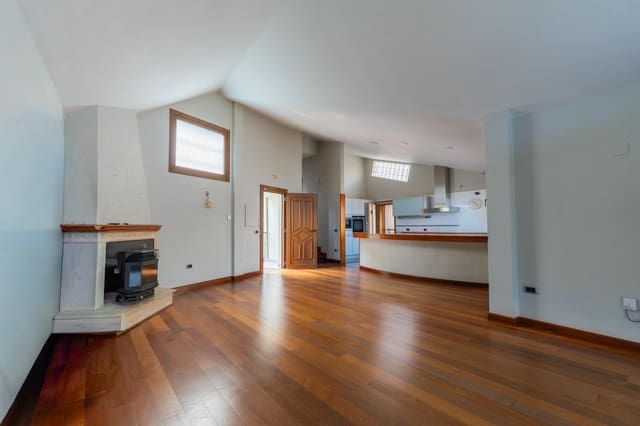 Chalet de 5 habitaciones en La Orotava en venta con piscina garaje - 790.000 € (Ref: 9973361)