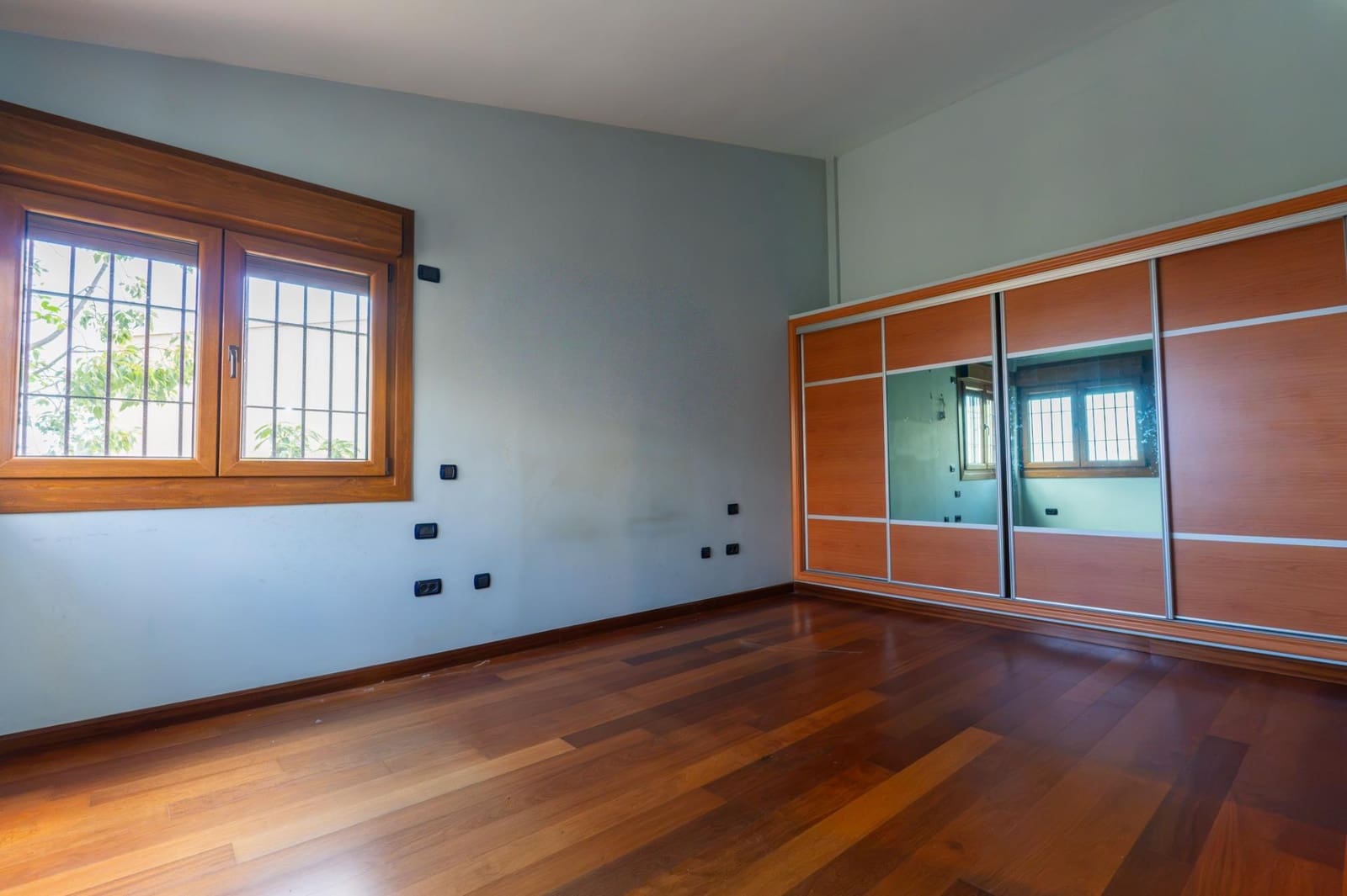 5 sypialnia Willa na sprzedaż w La Orotava z basenem garażem - 790 000 € (Ref: 9973361)