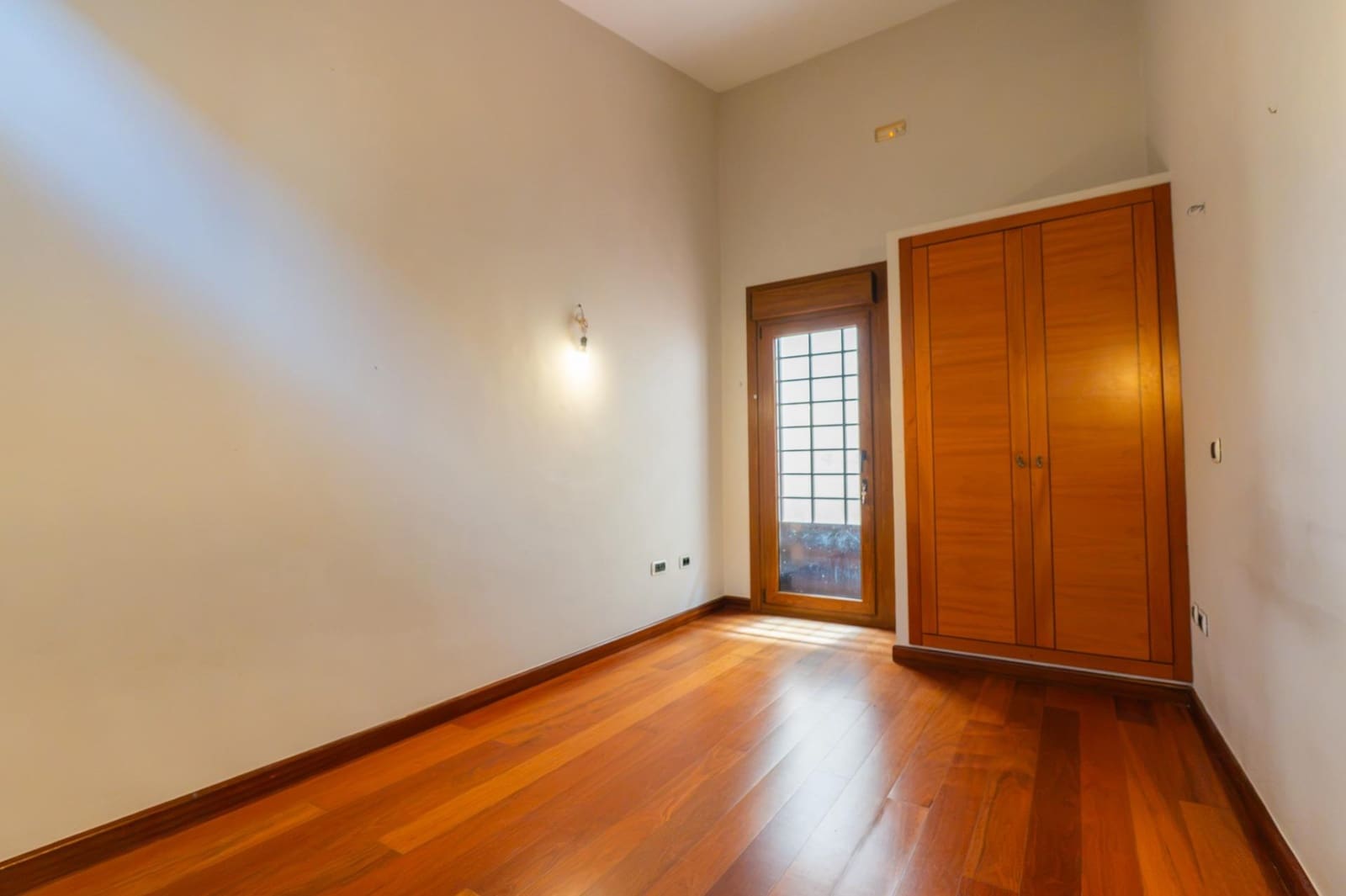 5 sypialnia Willa na sprzedaż w La Orotava z basenem garażem - 790 000 € (Ref: 9973361)