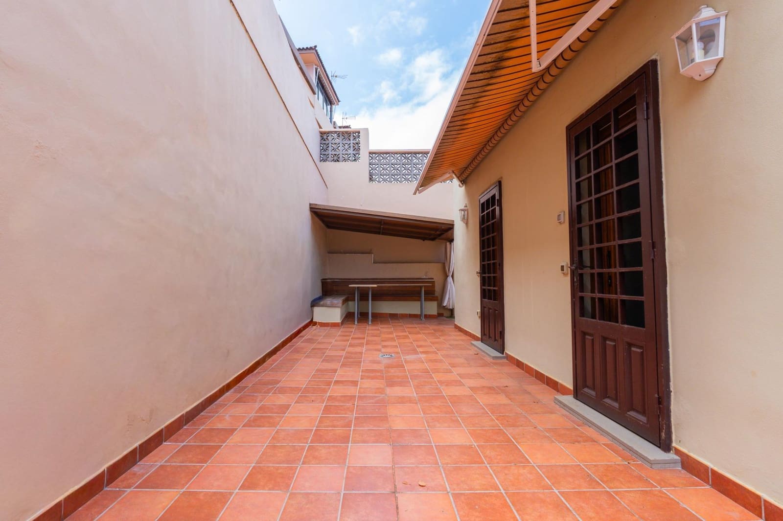 5 sypialnia Willa na sprzedaż w La Orotava z basenem garażem - 790 000 € (Ref: 9973361)