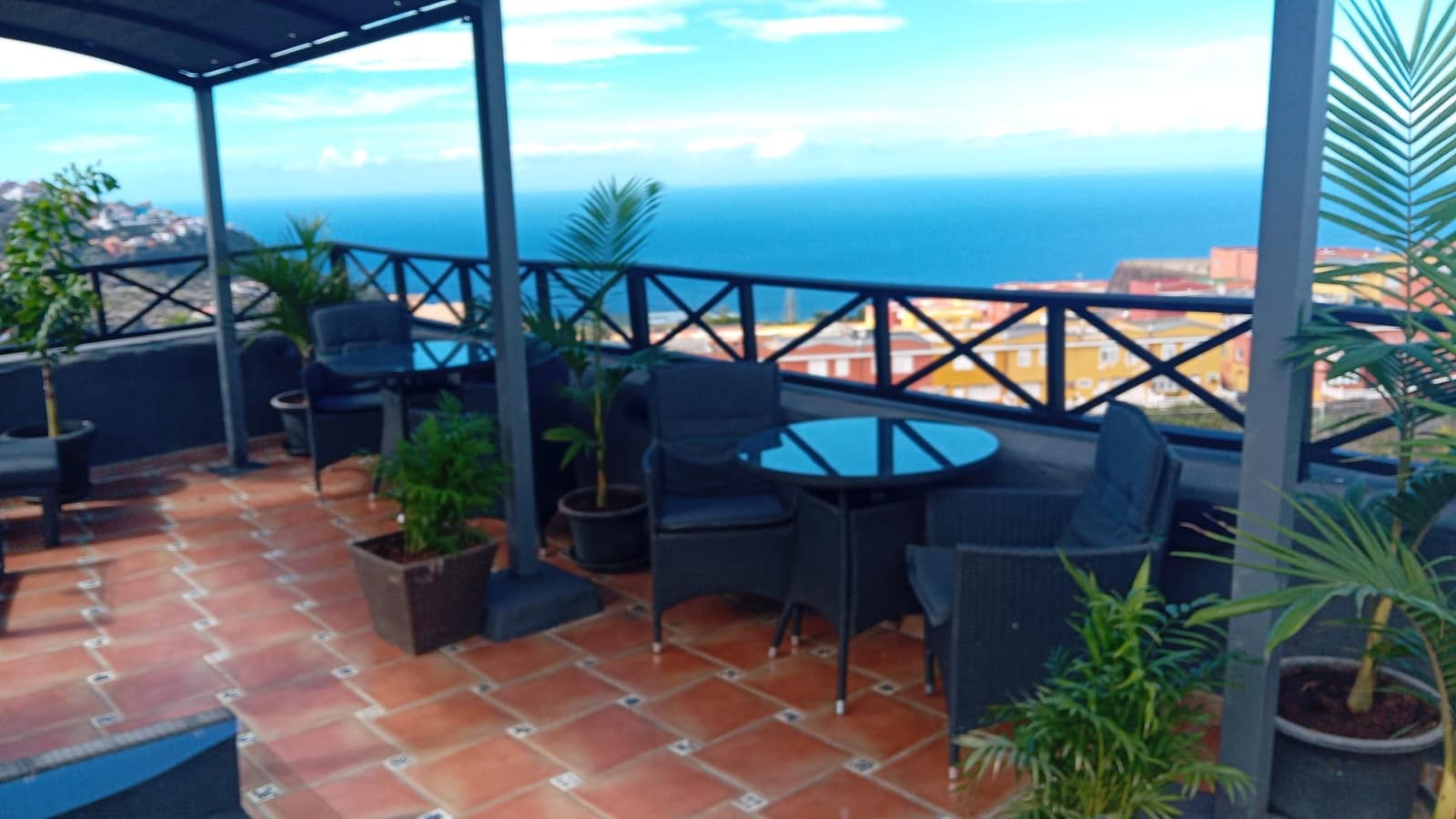 7 makuuhuone Hotelli myytävänä paikassa Icod de los Vinos - 1 000 000 € (Ref: 9659723)