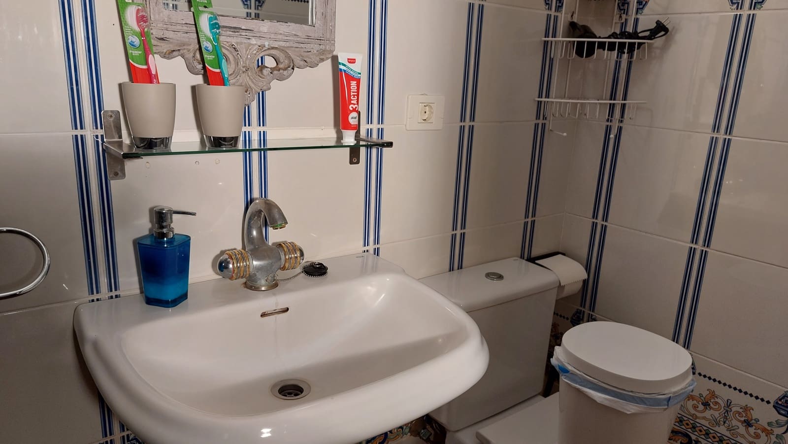 7 makuuhuone Hotelli myytävänä paikassa Icod de los Vinos - 1 000 000 € (Ref: 9659723)