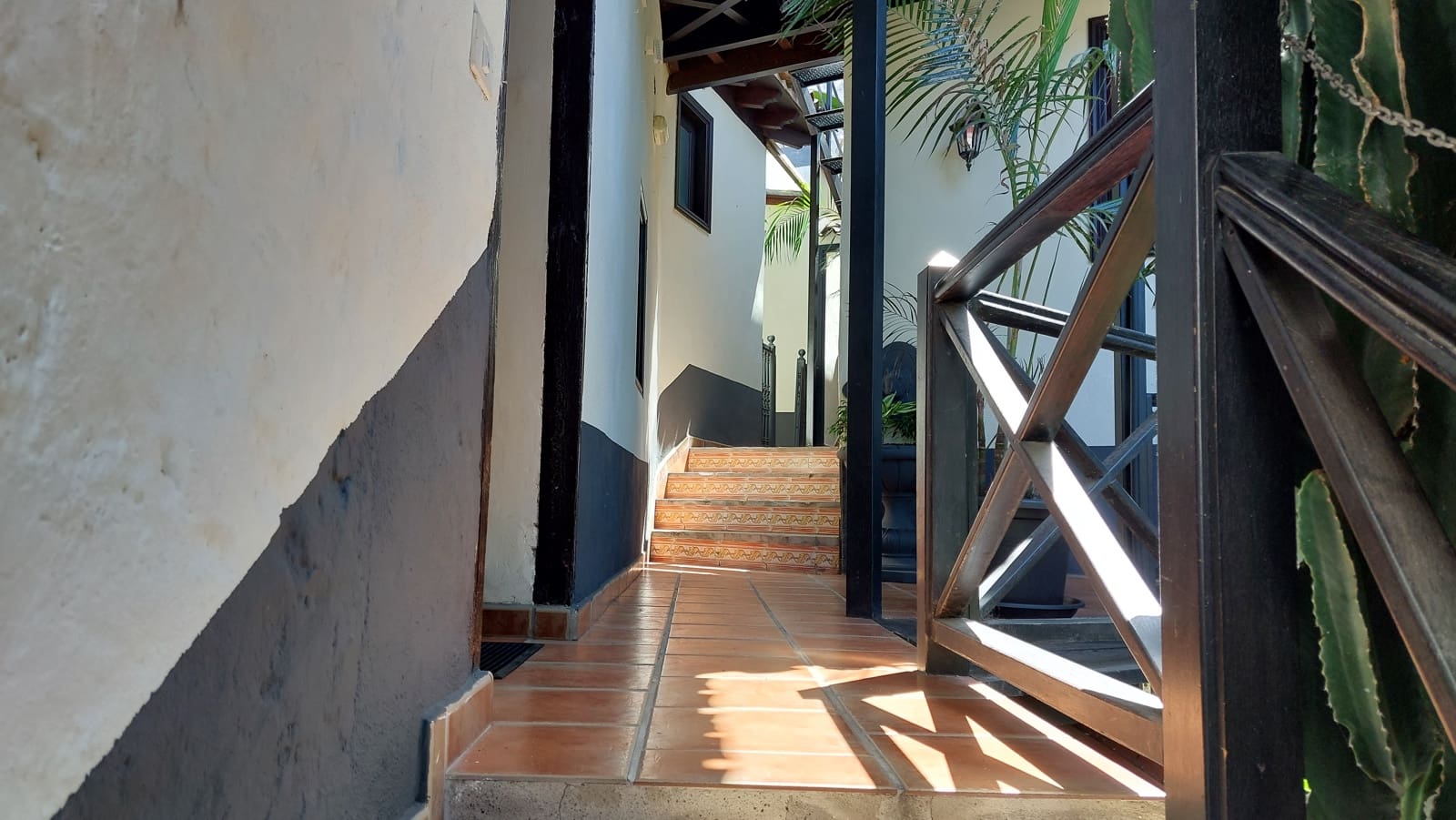 7 makuuhuone Hotelli myytävänä paikassa Icod de los Vinos - 1 000 000 € (Ref: 9659723)