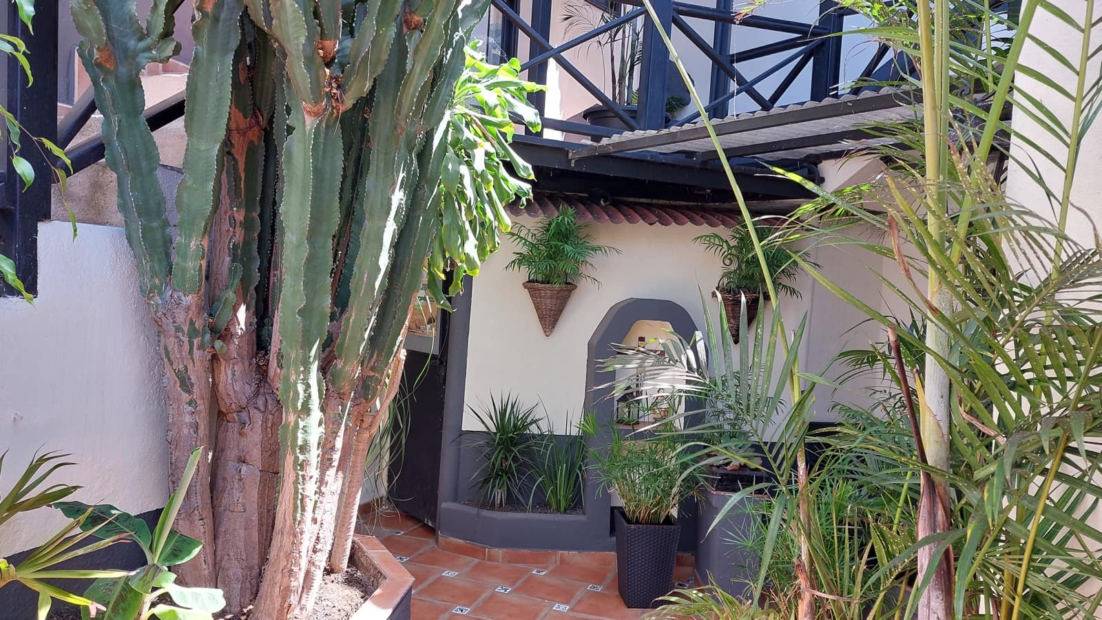 7 makuuhuone Hotelli myytävänä paikassa Icod de los Vinos - 1 000 000 € (Ref: 9659723)