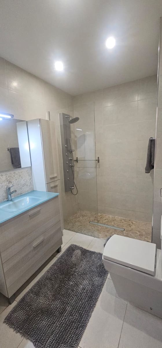 2 sypialnia Apartament przy plaży na sprzedaż w Puerto Portals z basenem - 900 000 € (Ref: 9656861)