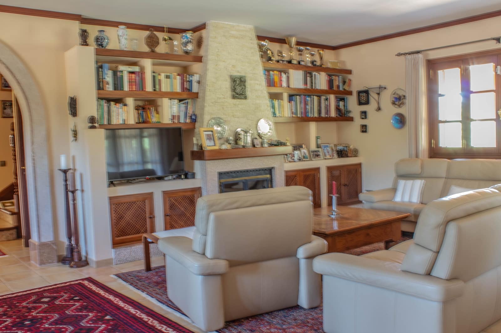 4 slaapkamer Finca/Landhuis te koop in Alaro met garage - € 3.650.000 (Ref: 9657869)