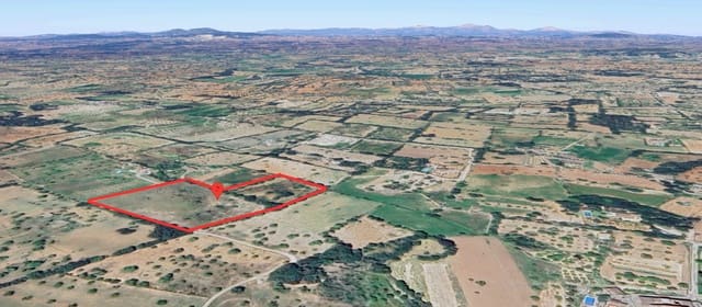 Grunde uden byggetilladelser til salg i Cas Concos, Felanitx - € 425.000 (Ref: 9679244)