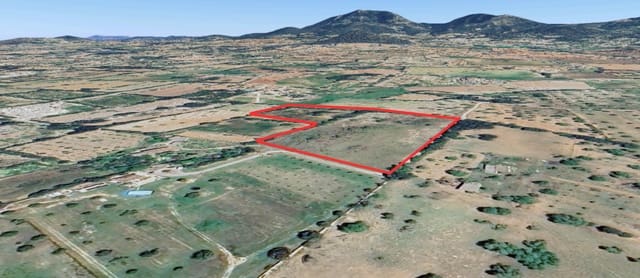 Grunde uden byggetilladelser til salg i Cas Concos, Felanitx - € 425.000 (Ref: 9679244)