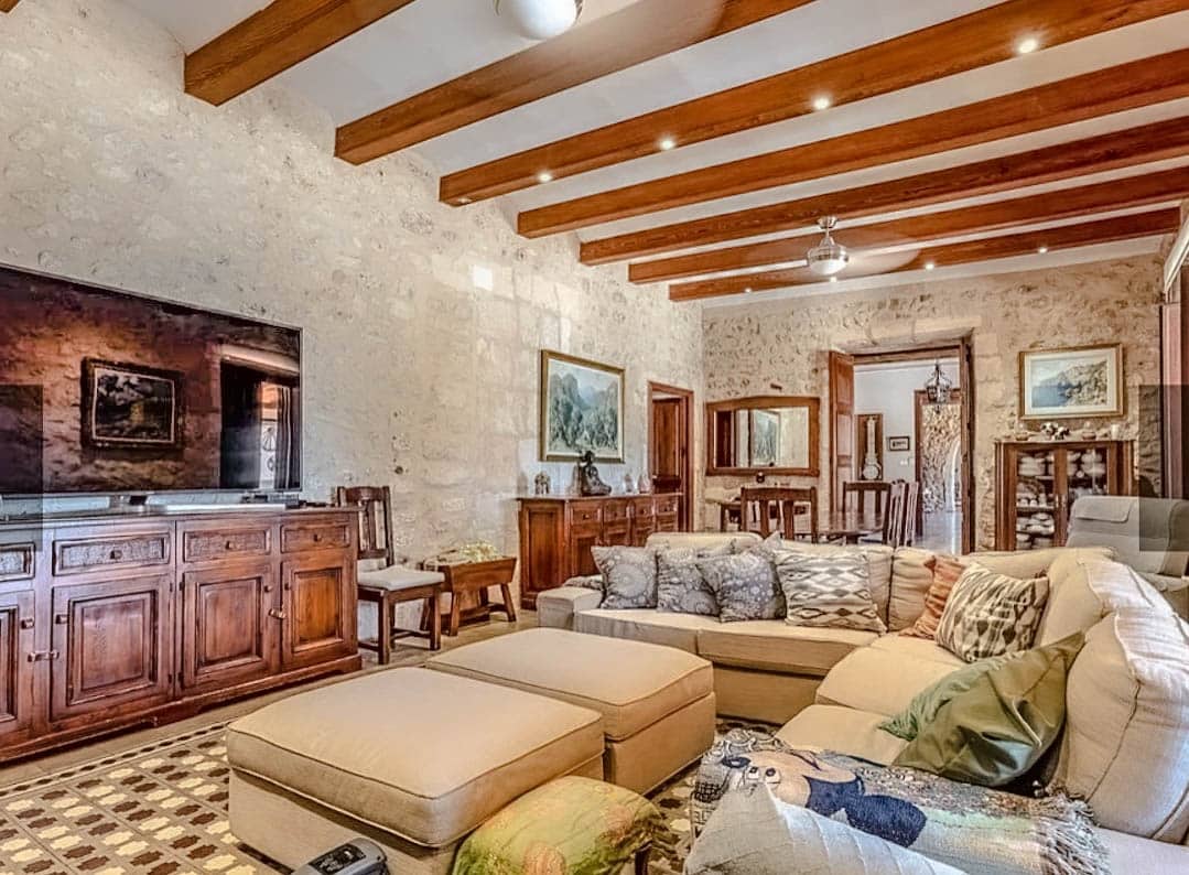 7 quarto Hotel para venda em Lloret de Vista Alegre com piscina garagem - 3 800 000 € (Ref: 9685651)