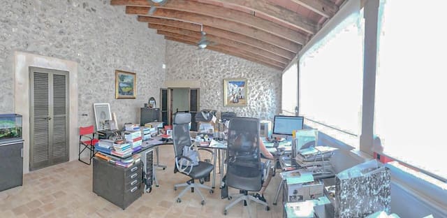 7 quarto Hotel para venda em Lloret de Vista Alegre com piscina garagem - 3 800 000 € (Ref: 9685651)