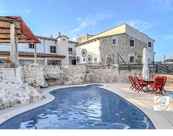 7 quarto Hotel para venda em Lloret de Vista Alegre com piscina garagem - 3 800 000 € (Ref: 9685651)