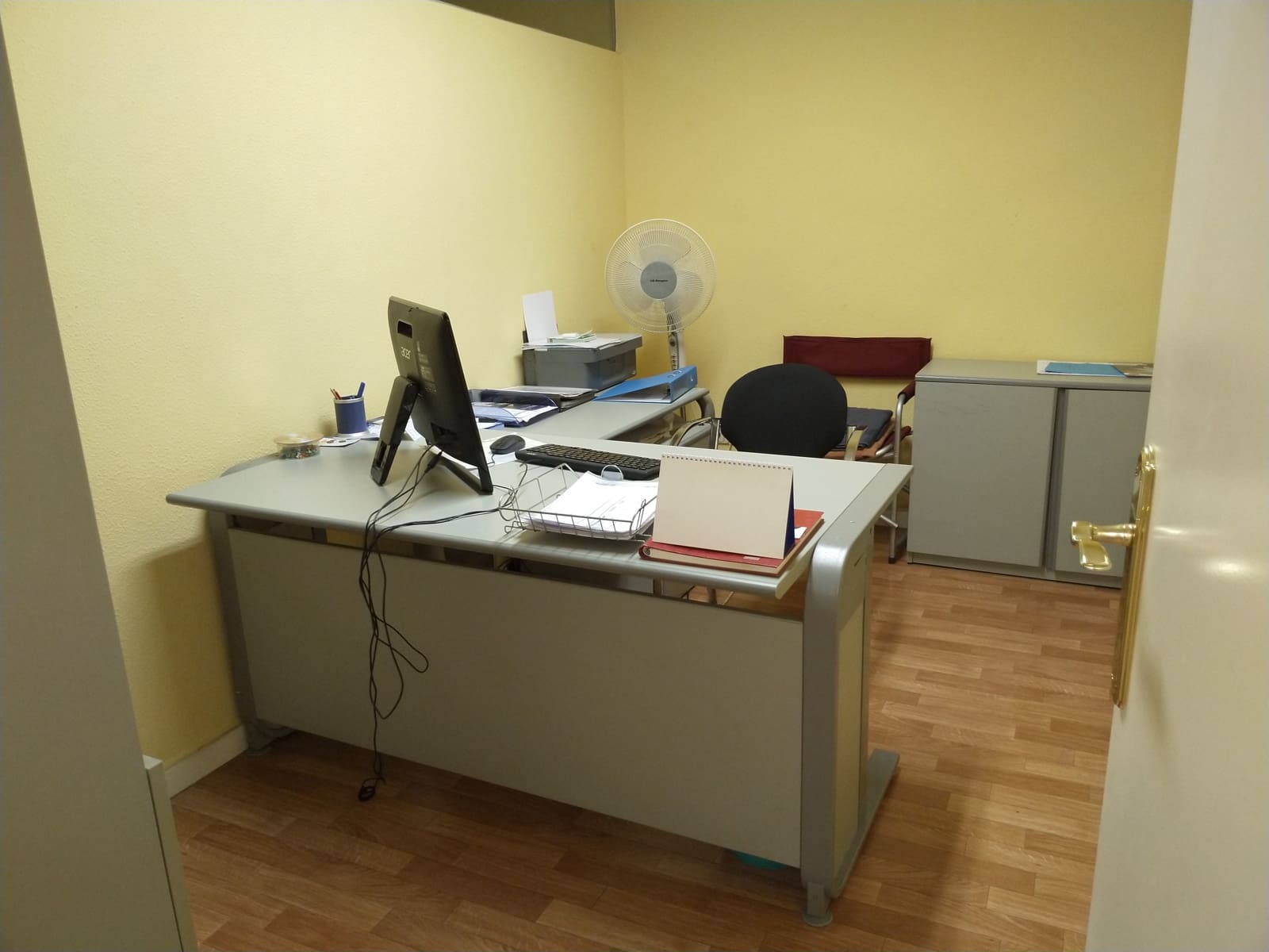 6 Zimmer Büro zu verkaufen in Son Caliu mit Pool - 350.000 € (Ref: 9685695)