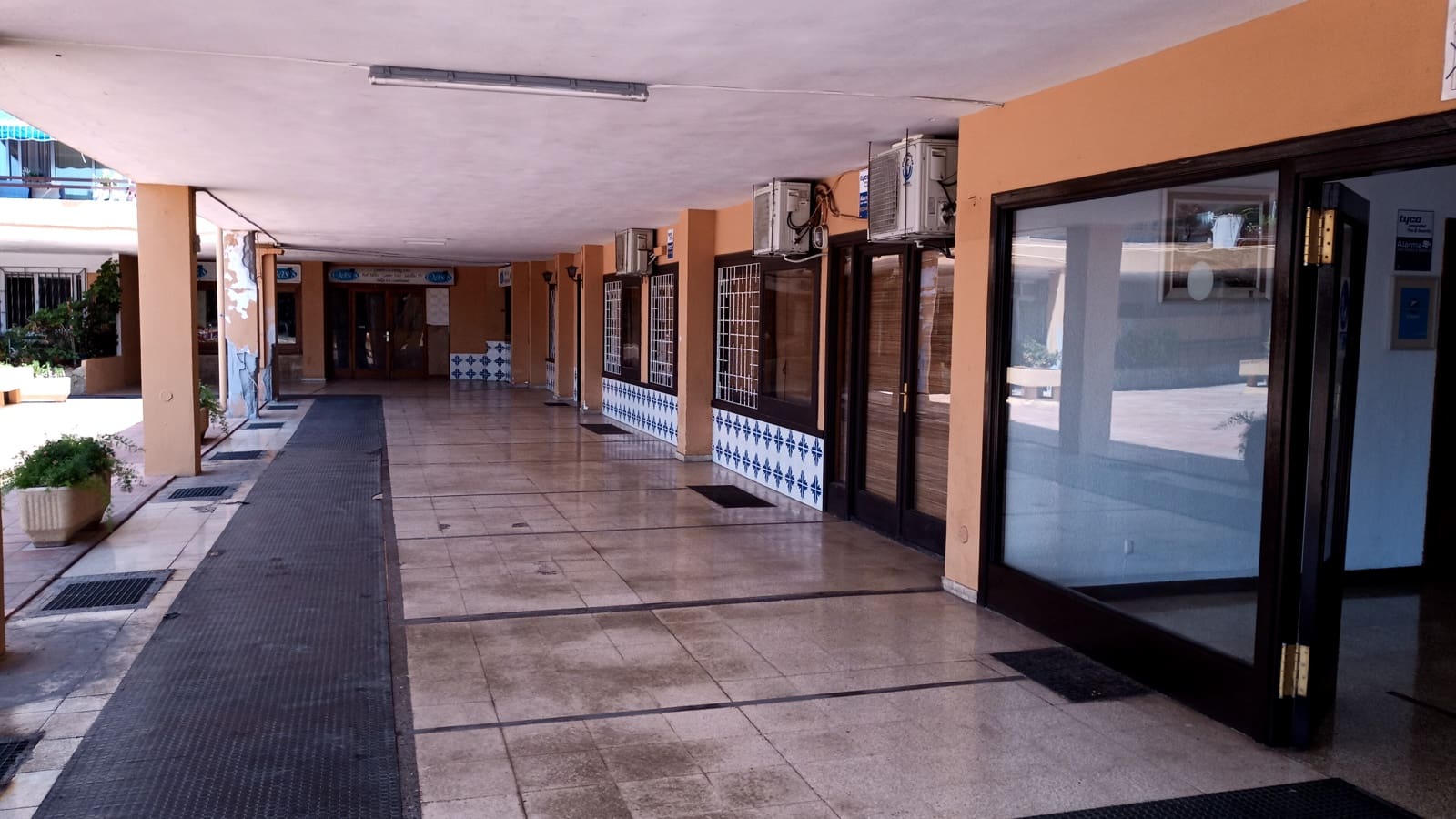 6 Zimmer Büro zu verkaufen in Son Caliu mit Pool - 350.000 € (Ref: 9685695)