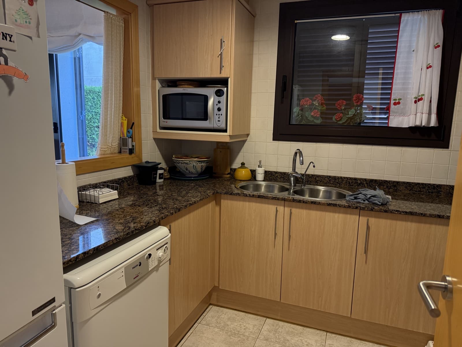 4 slaapkamer Rijtjeshuis te koop in Torroella de Montgri met zwembad garage - € 465.000 (Ref: 9664054)