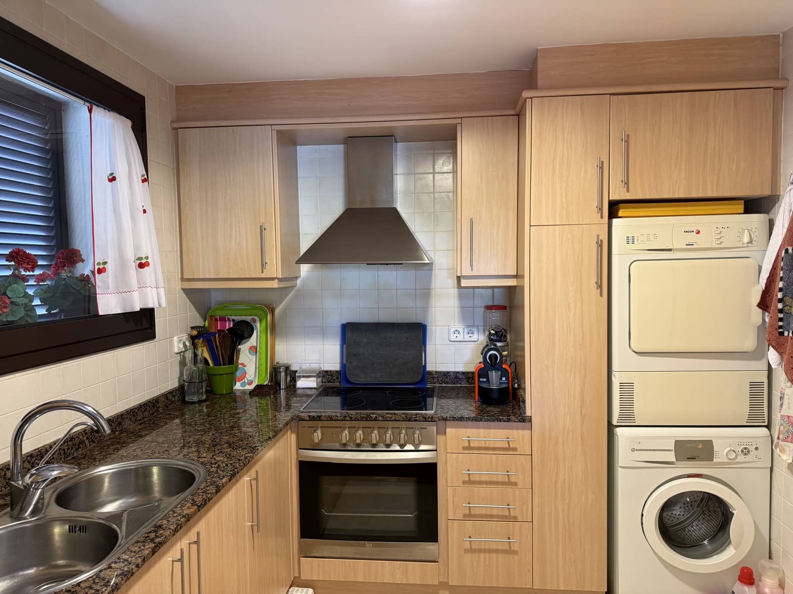 4 slaapkamer Rijtjeshuis te koop in Torroella de Montgri met zwembad garage - € 465.000 (Ref: 9664054)