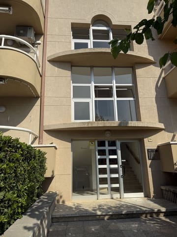 Apartament na sprzedaż w Torroella de Montgrí z basenem - 145 000 € (Ref: 9667220)