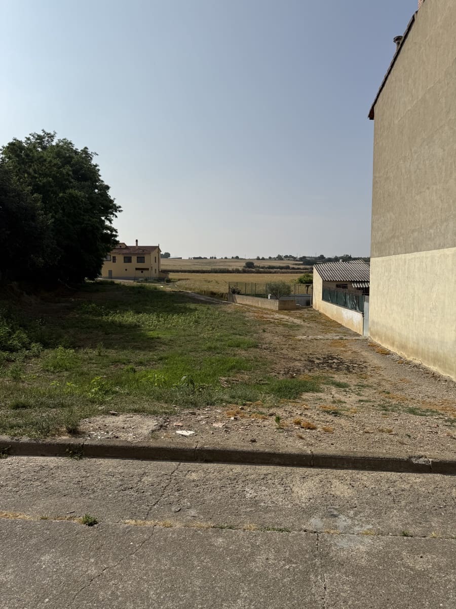 Tomt till salu i Manlleu - 119 500 € (Ref: 9669296)