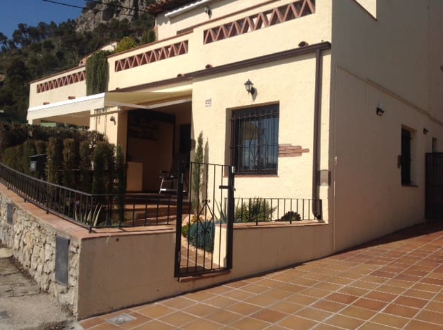 Appartement de Plage de 2 chambres de location de vacances à L'Estartit avec piscine garage - 300 € (Ref: 9669545)