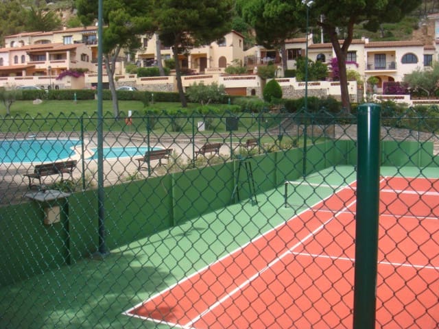 Appartement de Plage de 2 chambres de location de vacances à L'Estartit, Torroella de Montgrí avec piscine garage - 300 € (Ref: 9669545)