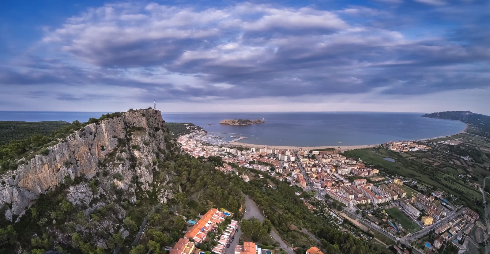 Appartement de Plage de 3 chambres de location de vacances à L'Estartit avec garage - 300 € (Ref: 9669546)