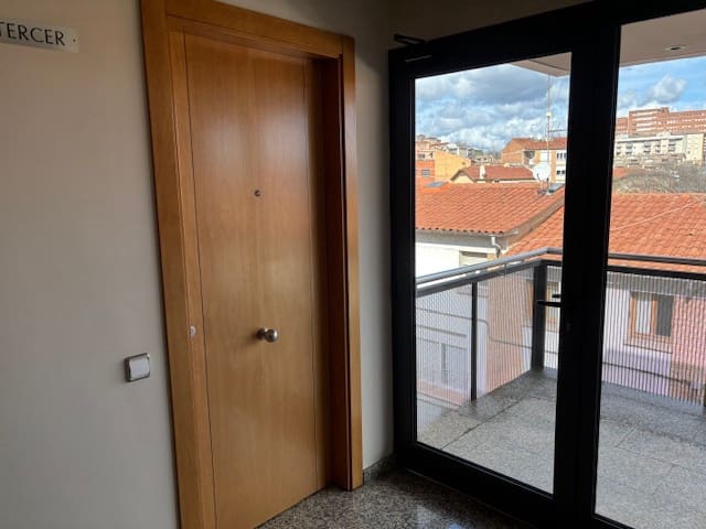 1 bedroom Flat for sale in Vic - € 205,000 (Ref: 9709026)