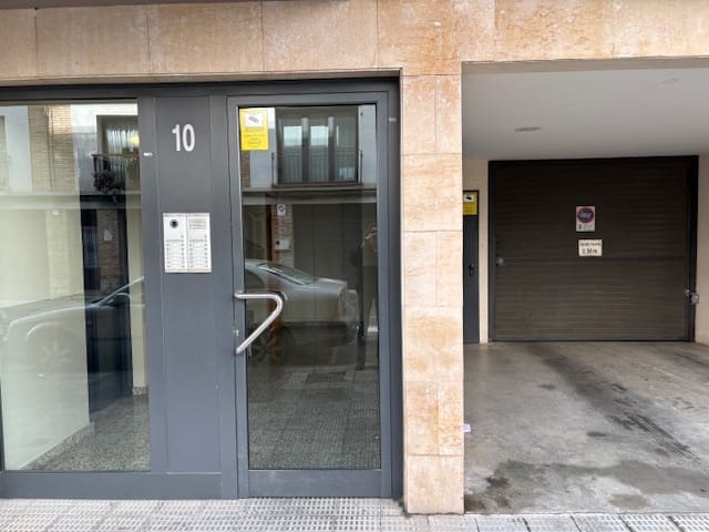 1 bedroom Flat for sale in Vic - € 205,000 (Ref: 9709026)