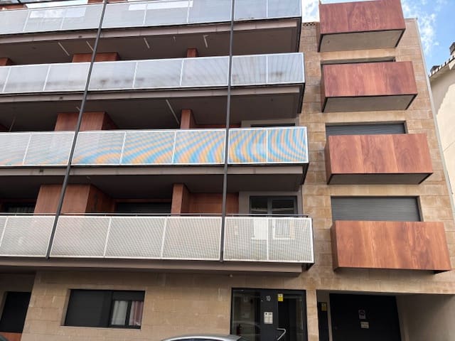 1 bedroom Flat for sale in Vic - € 205,000 (Ref: 9709026)