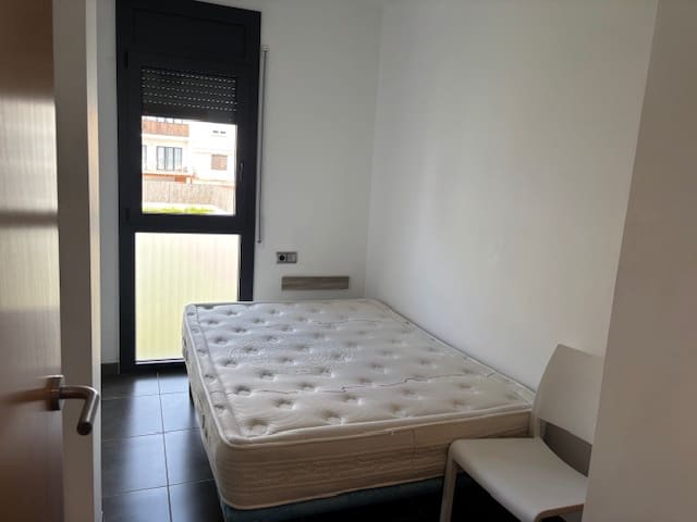 Appartement de 2 chambres de location de vacances à L'Estartit, Torroella de Montgrí avec piscine garage - 1 200 € (Ref: 9770890)