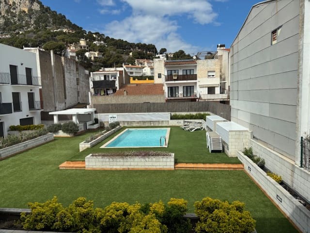 2 bedroom Apartment for holiday rental in L'Estartit with pool garage - € 1,200 (Ref: 9770890)