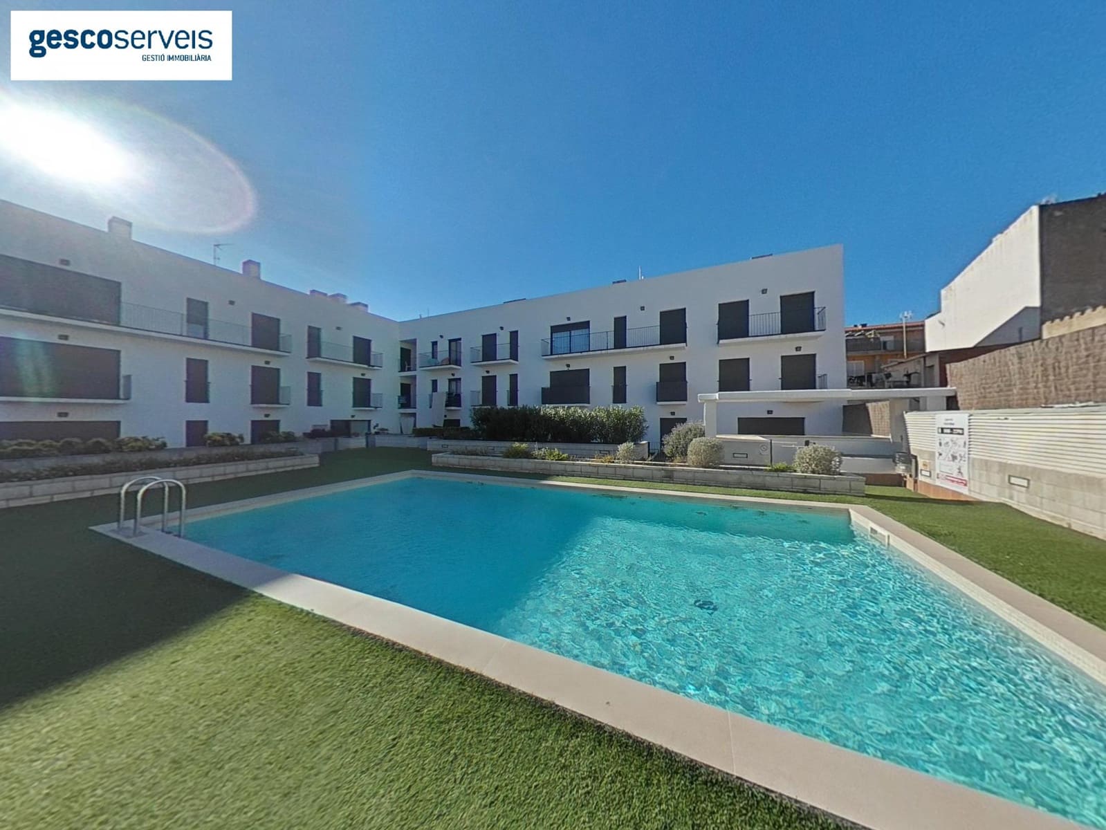 2 bedroom Apartment for holiday rental in L'Estartit with pool garage - € 1,200 (Ref: 9770890)