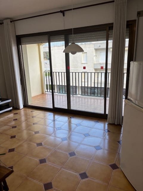 2 bedroom Apartment for holiday rental in L'Estartit with pool garage - € 350 (Ref: 9770920)