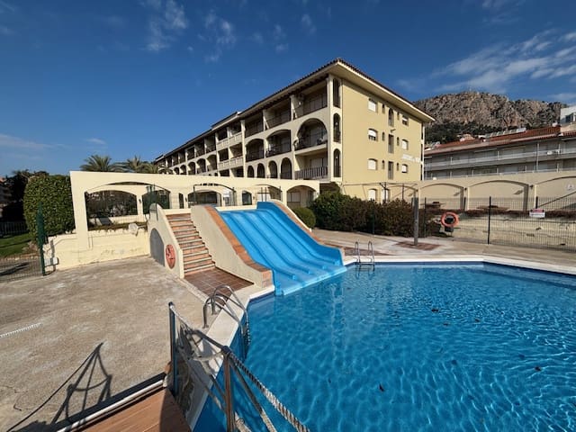2 bedroom Apartment for holiday rental in L'Estartit with pool garage - € 350 (Ref: 9770920)