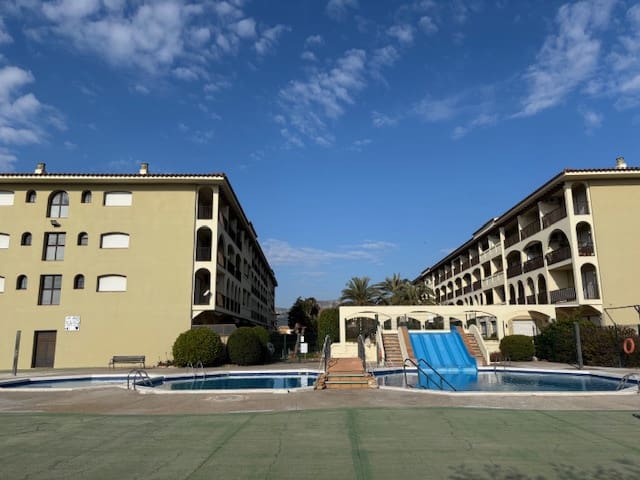 Appartement de 2 chambres de location de vacances à L'Estartit, Torroella de Montgrí avec piscine garage - 350 € (Ref: 9770920)