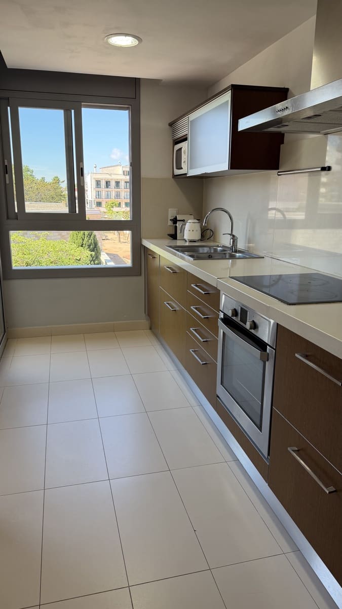Apartamento Playa de 2 habitaciones en L'Estartit en alquiler vacacional con piscina garaje - 1.500 € (Ref: 9849922)