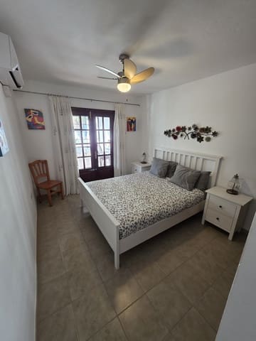 3 Zimmer Villa zu verkaufen in Playa Blanca, Yaiza mit Pool Garage - 450.000 € (Ref: 9707797)