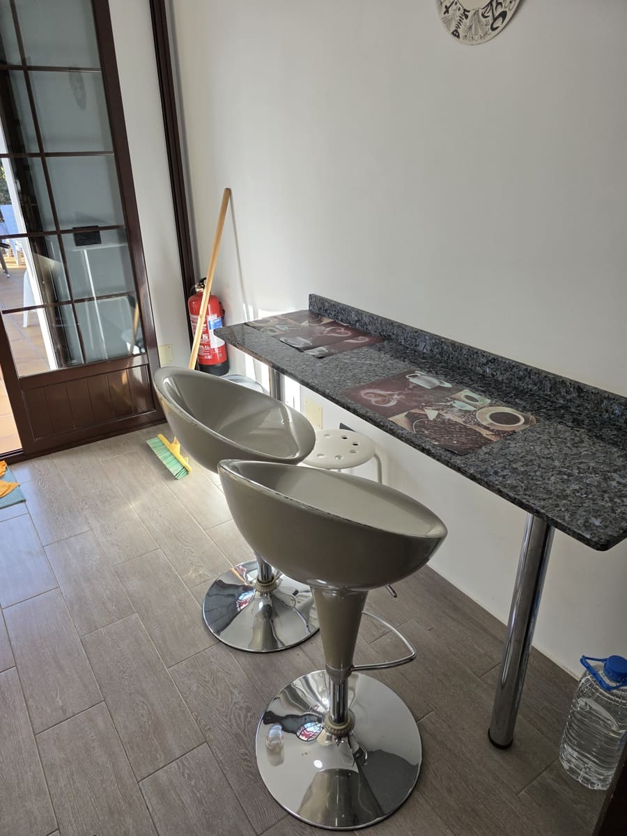 3 Zimmer Villa zu verkaufen in Yaiza mit Pool Garage - 450.000 € (Ref: 9707797)