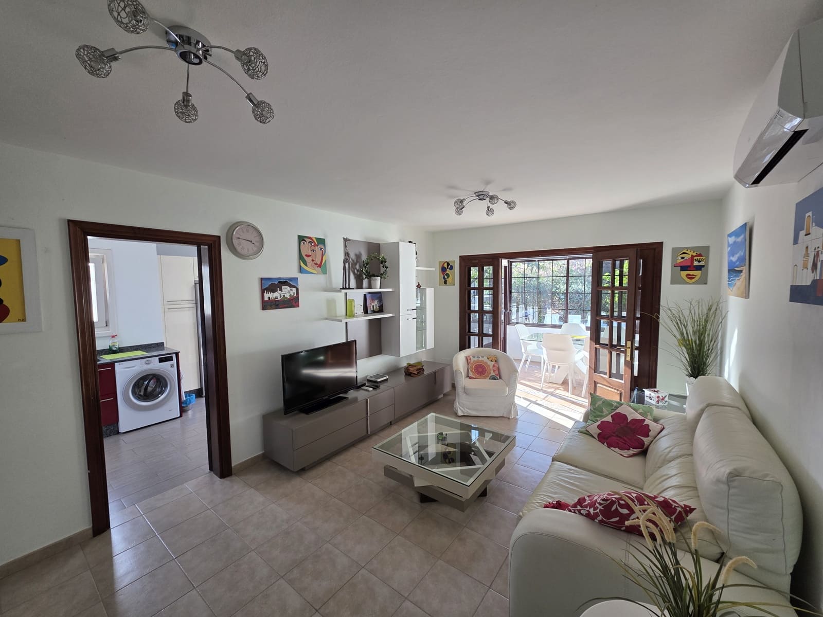 3 Zimmer Villa zu verkaufen in Yaiza mit Pool Garage - 450.000 € (Ref: 9707797)