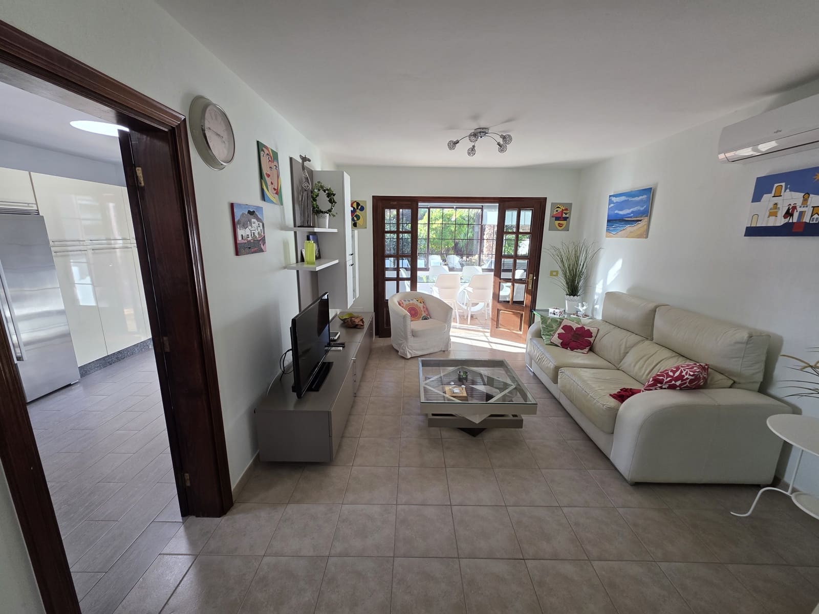 3 Zimmer Villa zu verkaufen in Yaiza mit Pool Garage - 450.000 € (Ref: 9707797)