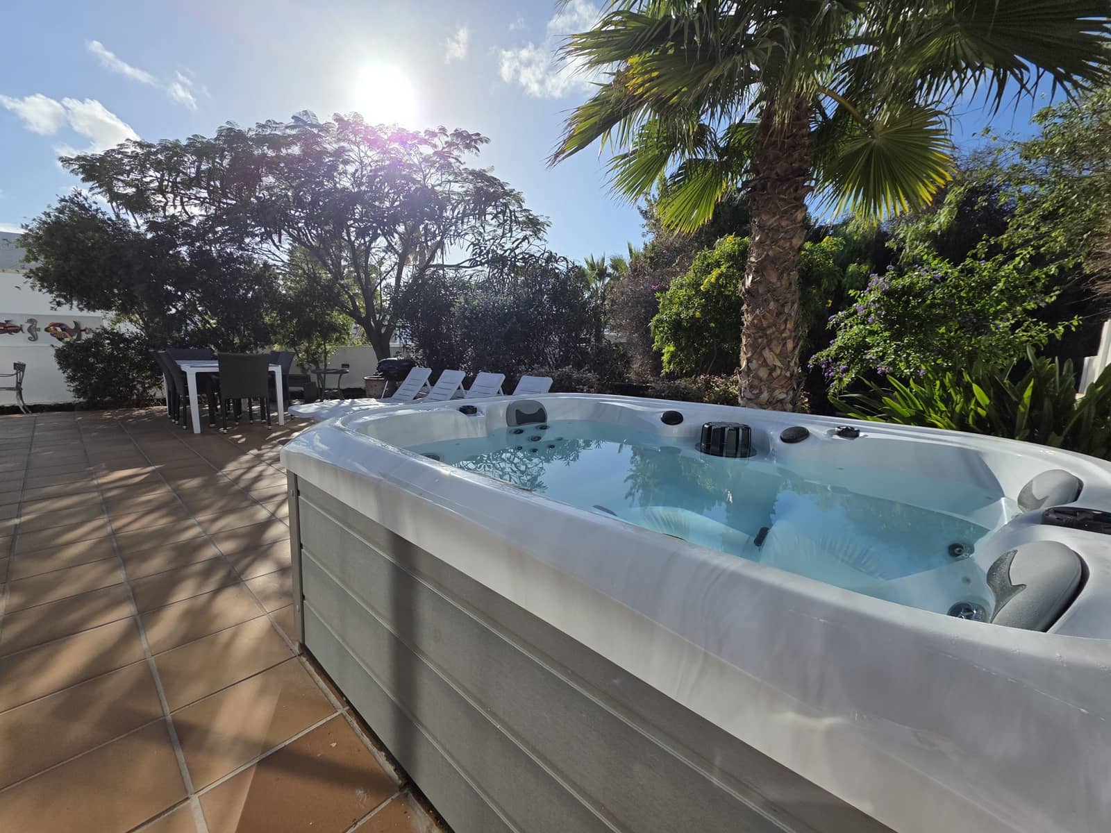 3 Zimmer Villa zu verkaufen in Yaiza mit Pool Garage - 450.000 € (Ref: 9707797)