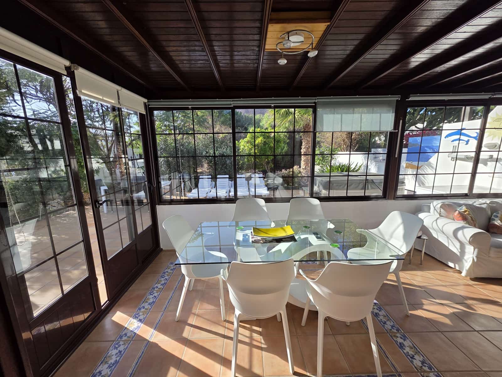 3 Zimmer Villa zu verkaufen in Yaiza mit Pool Garage - 450.000 € (Ref: 9707797)