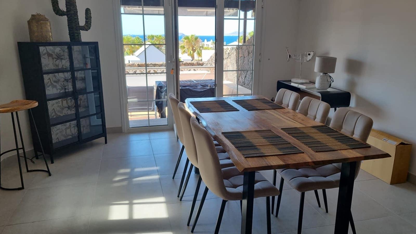 3 bedroom Villa for holiday rental in Yaiza with pool garage - € 1,250 (Ref: 9707803)