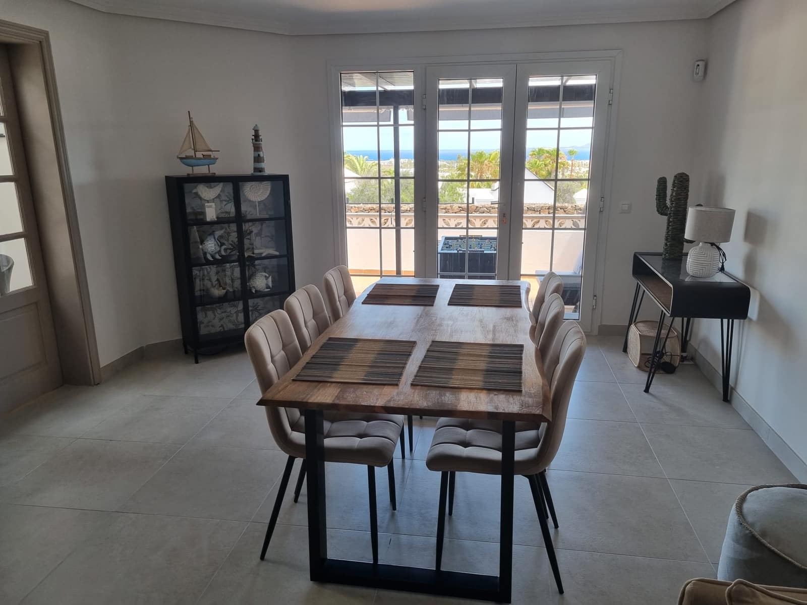 3 bedroom Villa for holiday rental in Yaiza with pool garage - € 1,250 (Ref: 9707803)