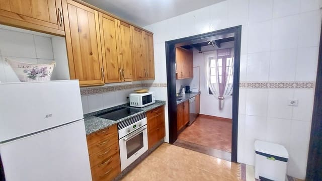 2 sypialnia Dom na sprzedaż w Costa Teguise, Teguise z garażem - 375 000 € (Ref: 9857795)
