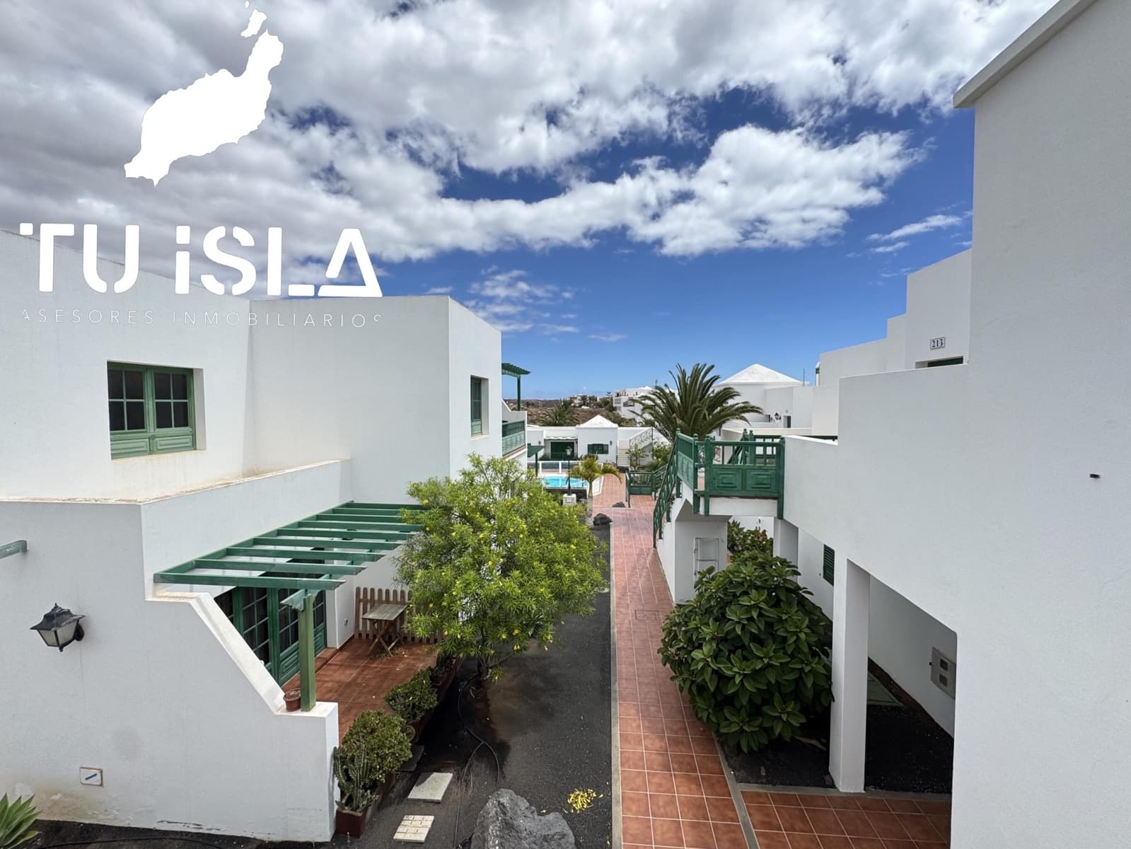 2 chambre Appartement à vendre à Costa Teguise avec piscine garage - 310 000 € (Ref: 9857798)