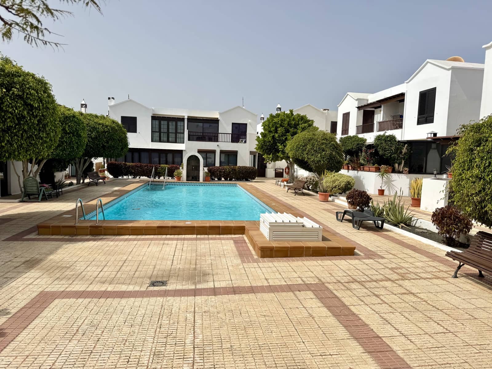 4 soveværelse Byhus til salg i Arrecife med swimmingpool - € 485.000 (Ref: 9857800)