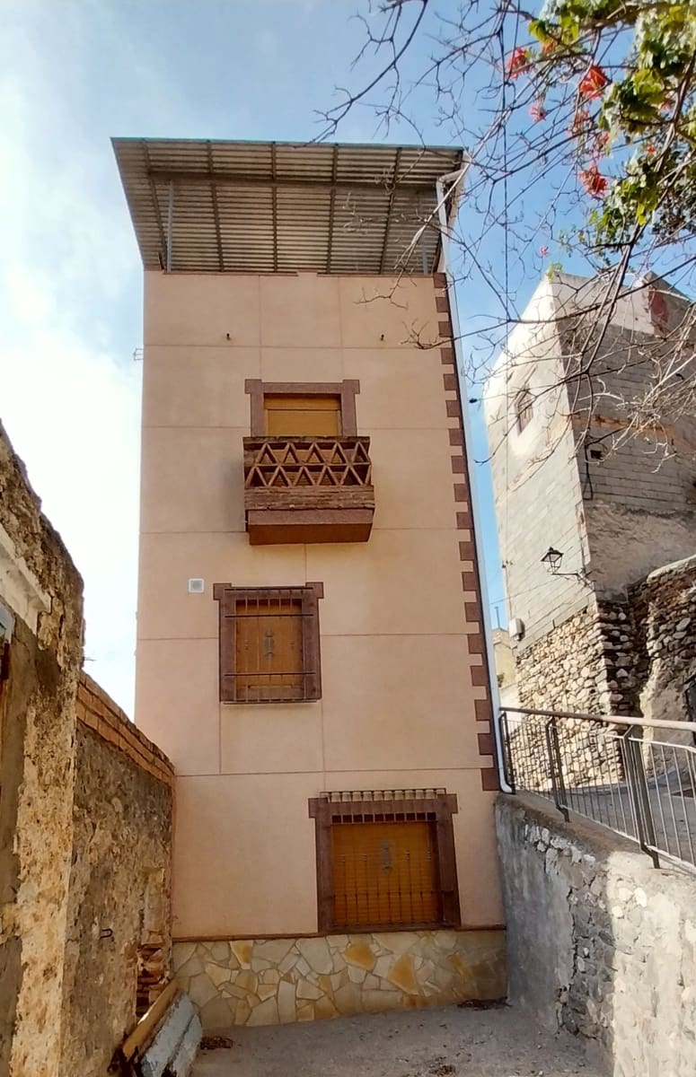 Radhus att hyra i Molvizar - 550 € (Ref: 9665627)