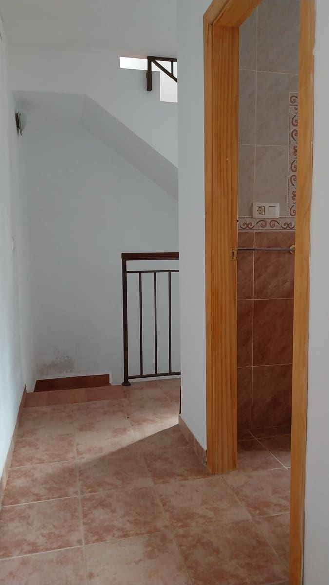 Radhus att hyra i Molvizar - 550 € (Ref: 9665627)