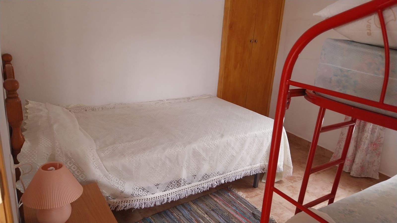 Radhus att hyra i Molvizar - 550 € (Ref: 9665627)