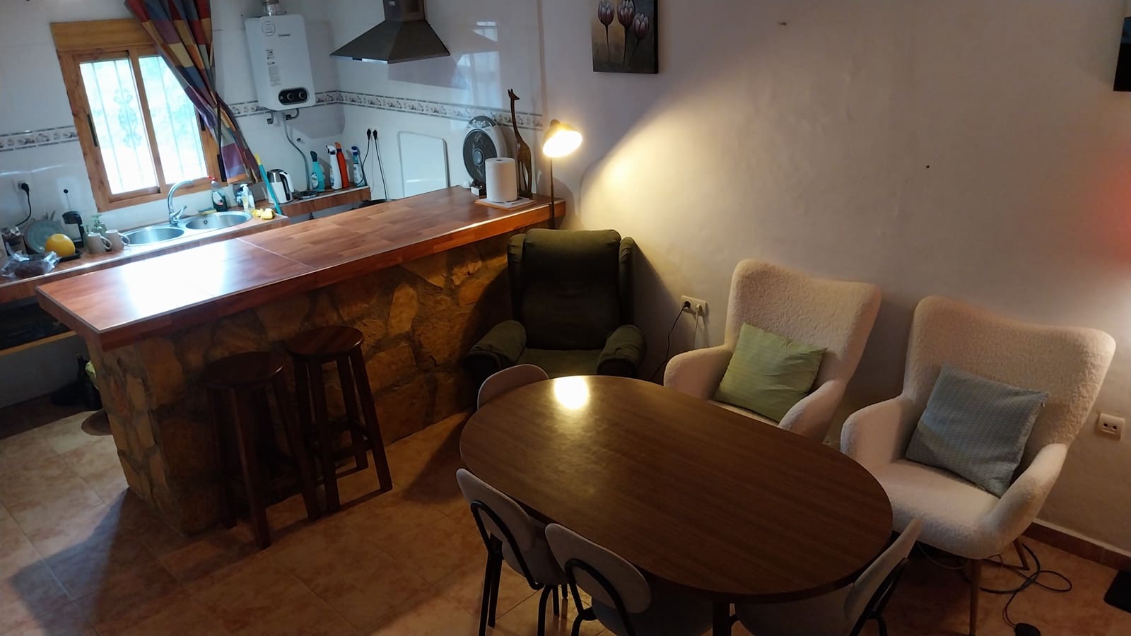 Radhus att hyra i Molvizar - 550 € (Ref: 9665627)