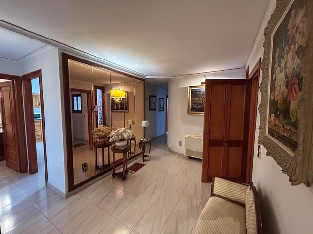 3 bedroom Townhouse for sale in Benirredrá with garage - € 470,000 (Ref: 9673624)